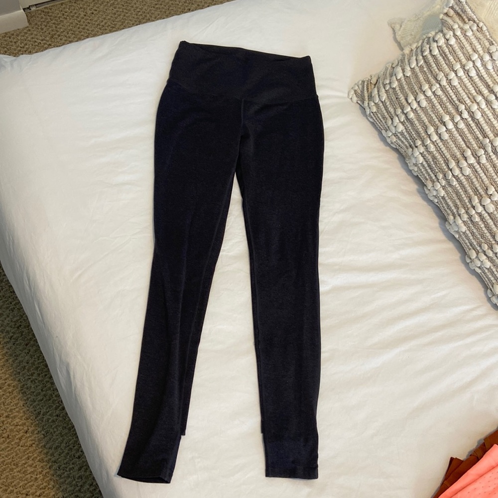 Mondetta Grey Yoga Leggins - with heel holes